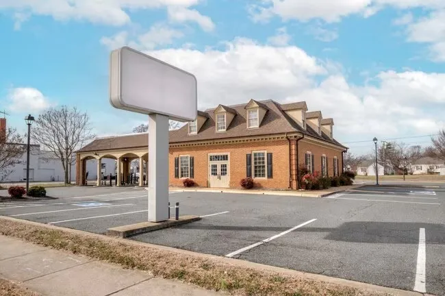 Historic Bank Building on Emancipation Highway